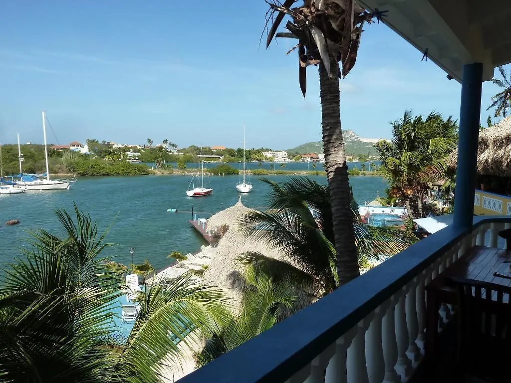 Limestone Holiday Resort Willemstad Hotel