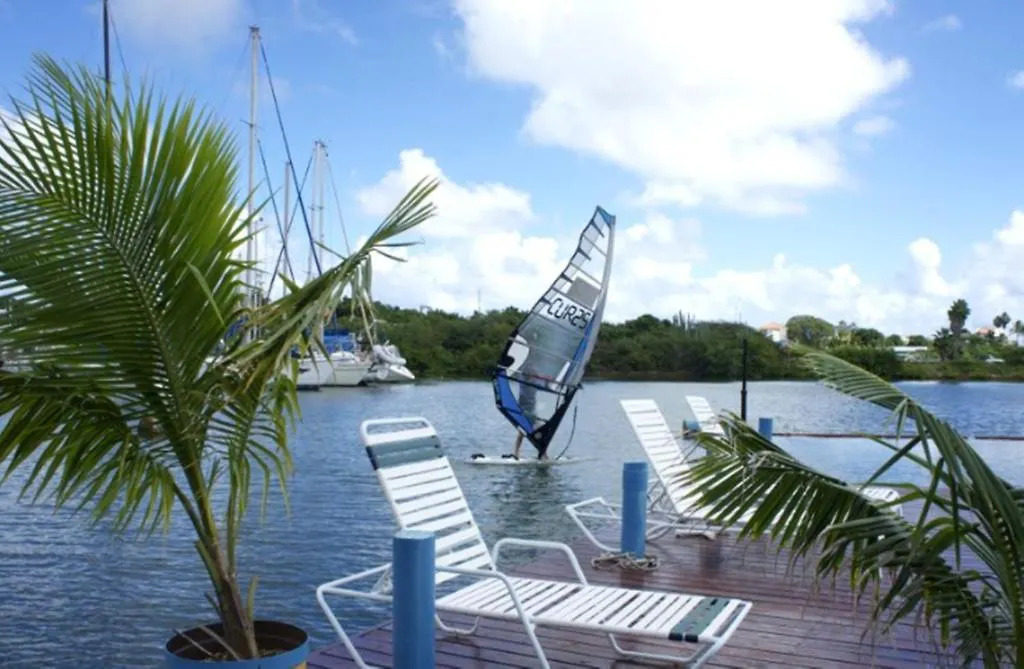 Limestone Holiday Resort Willemstad